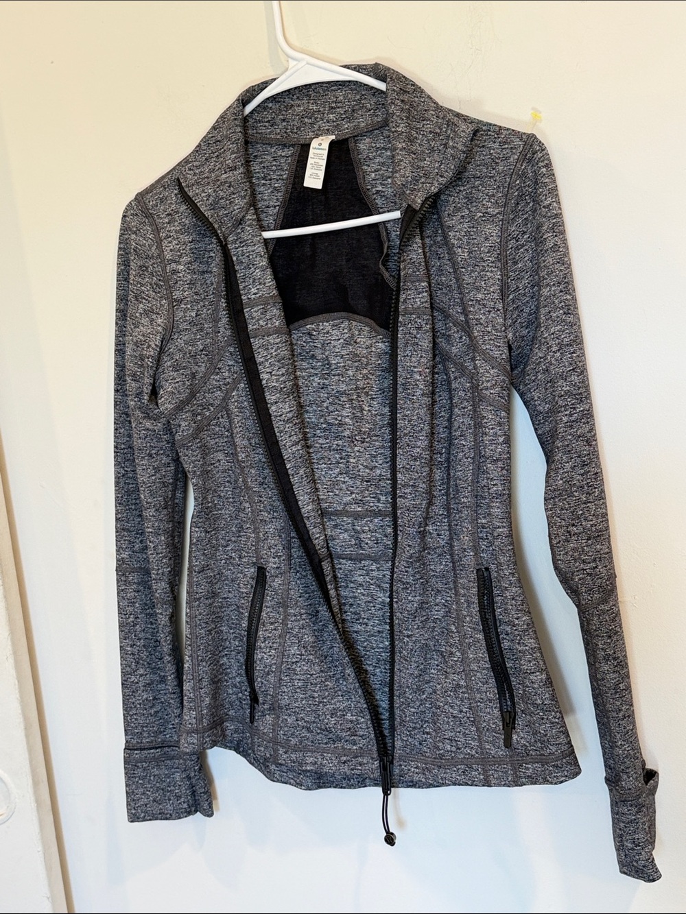 lululemon athletica Heather Gray Full-Zip Sculpting Jacket - Picture 11 of 11